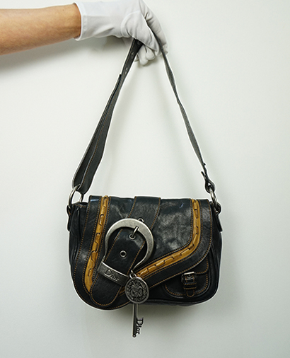 Gaucho Double Saddle Shoulder Bag, front view